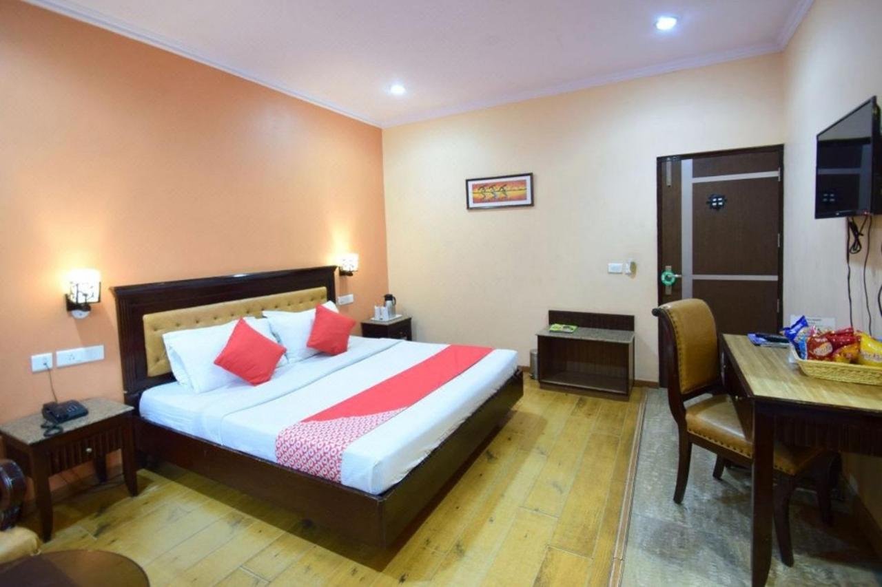 Goroomgo Marc Shimla Near Mall Road - Luxury Room - Excellent Service - Ample Parking - Best Hotel In Шімла Екстер'єр фото