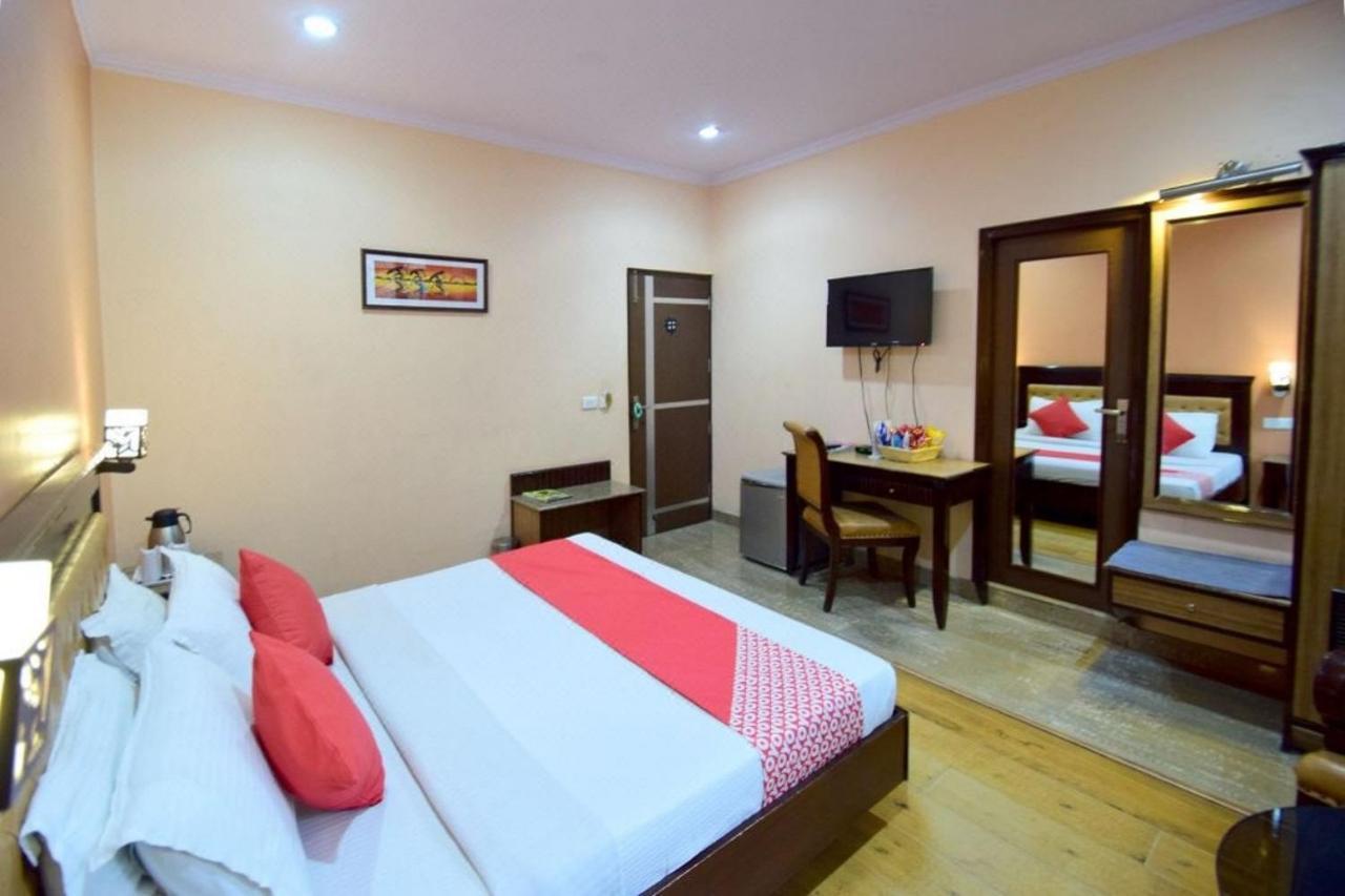 Goroomgo Marc Shimla Near Mall Road - Luxury Room - Excellent Service - Ample Parking - Best Hotel In Шімла Екстер'єр фото