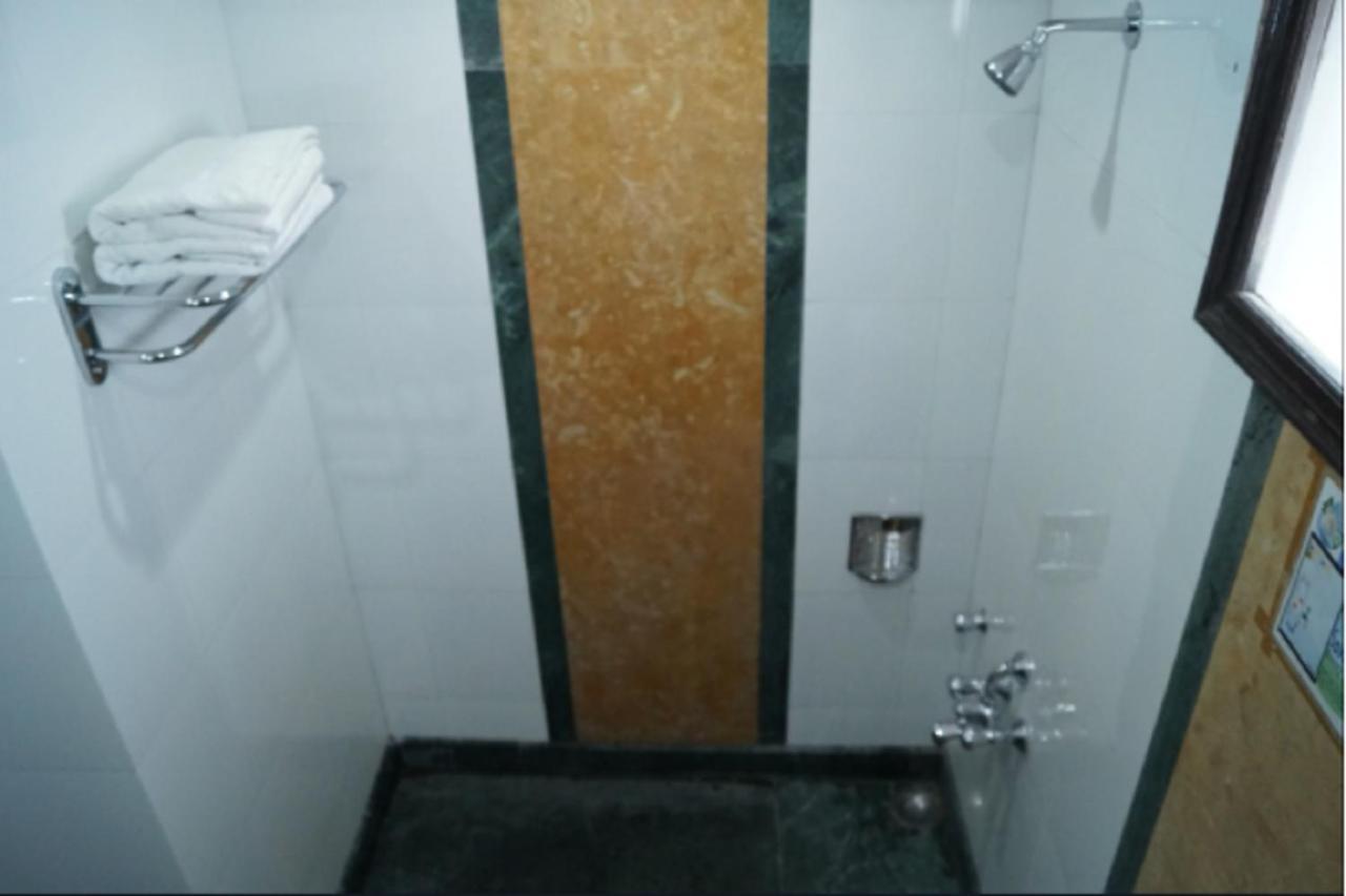 Goroomgo Marc Shimla Near Mall Road - Luxury Room - Excellent Service - Ample Parking - Best Hotel In Шімла Екстер'єр фото